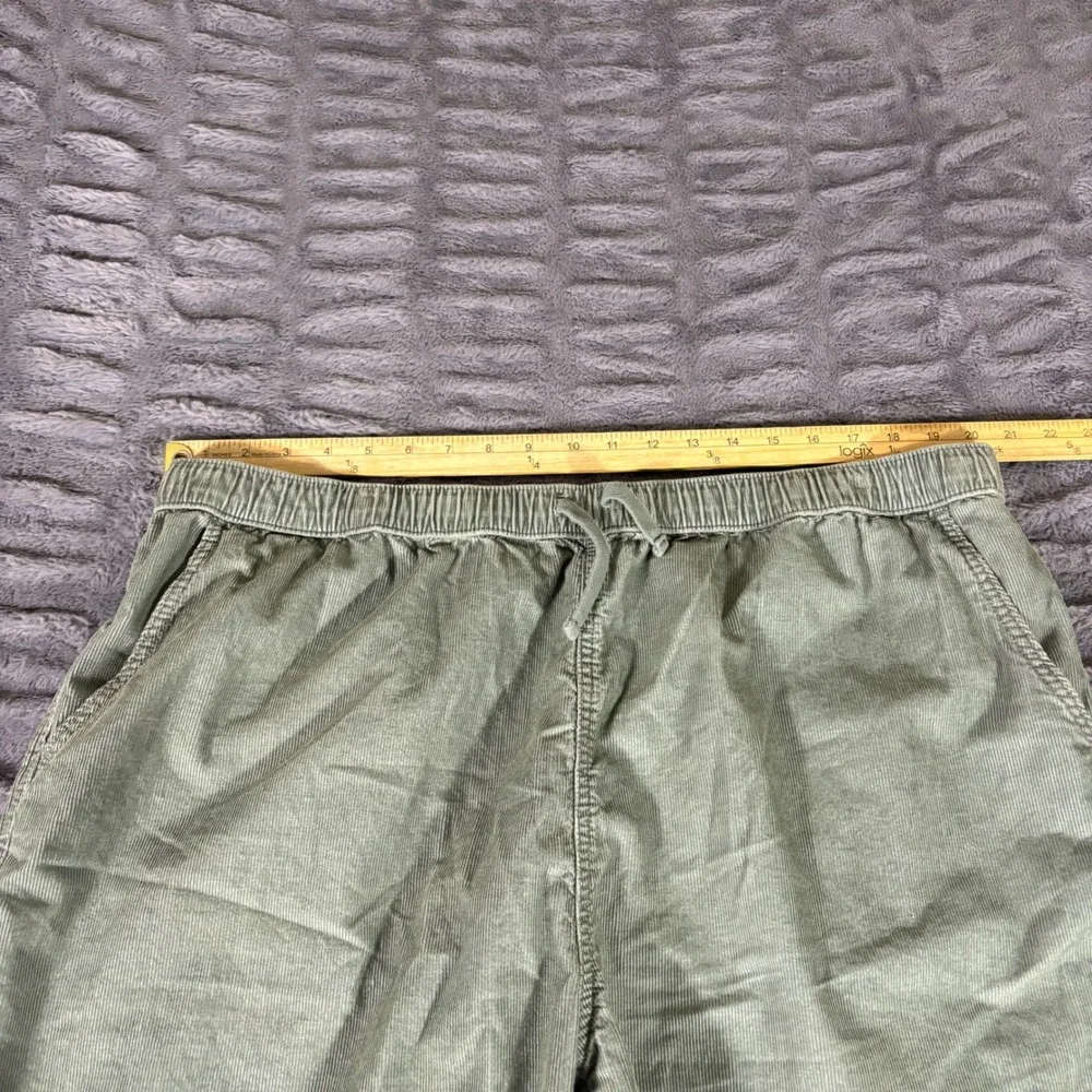 Levis XX Chino Easy Short Mens XXL Sage Green Corduroy Elastic Waist A7366-0031